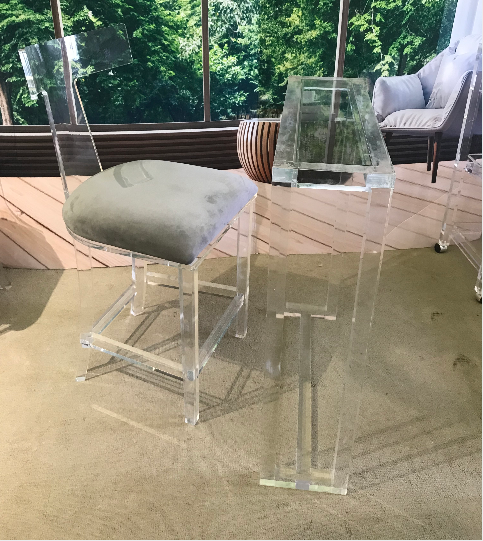 Clear acrylic bar stool with cushion/Lucite bar chair